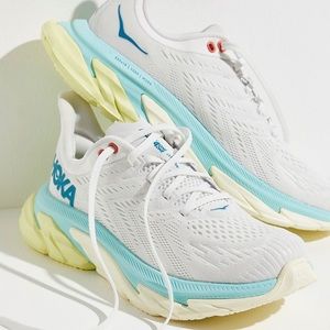 ISO!! Hoka Kawana sneakers size 9